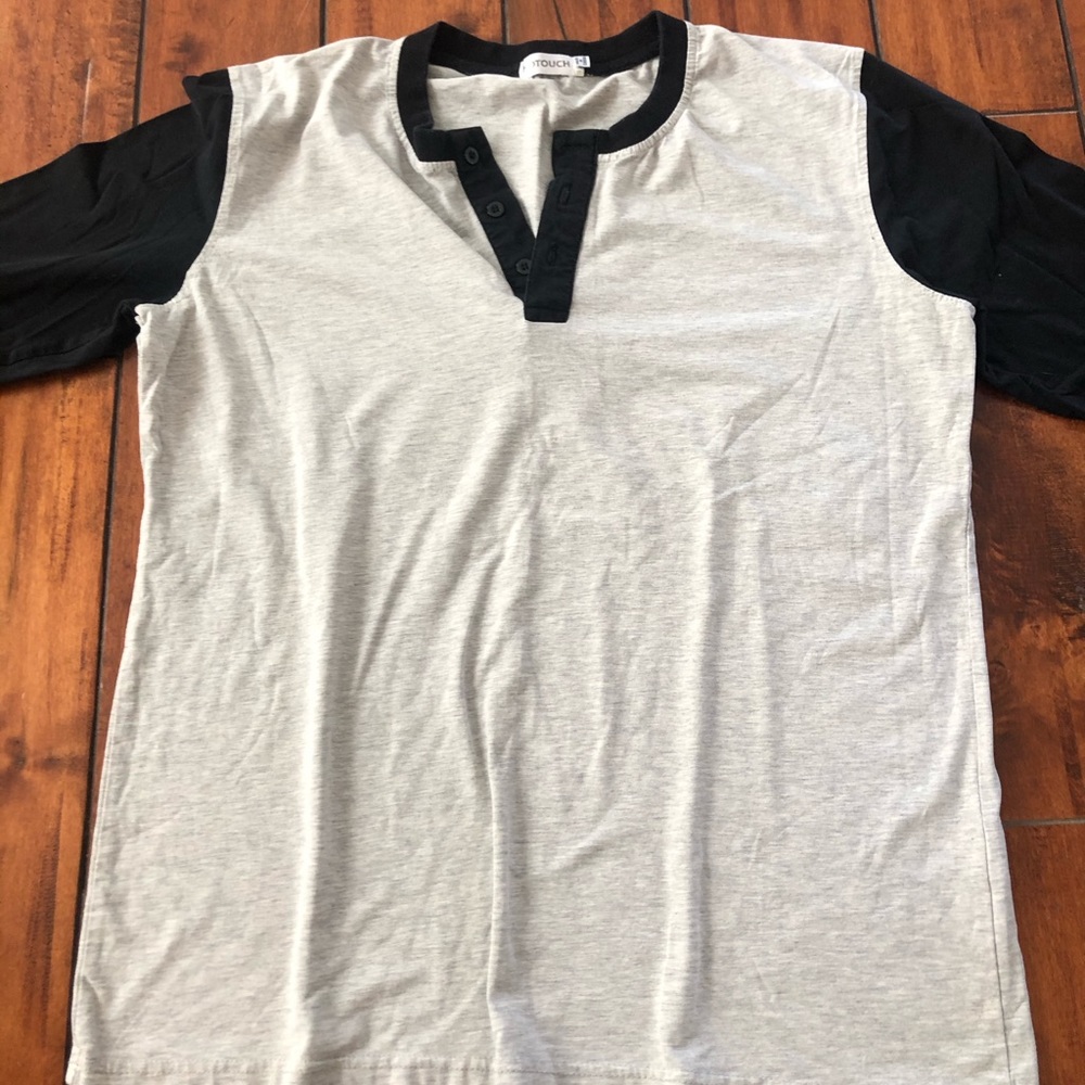 MENS BLACK AND LIGHT GREY HENLEY